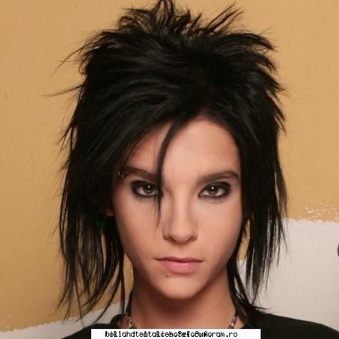 Ce va place la Bill? - Eu sunt baiat si am o trupa de rock "Don't Cry" - Bill