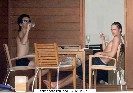 Cele mai tari poze cu tommy - la plaja... tre' sa mai dam sh p aql - Tom