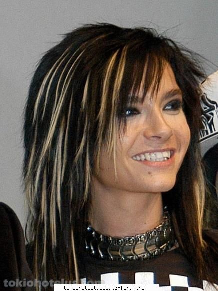 De ce va place TOKIO HOTEL? - imi place d ei pt k mau cucerit q atitudinea - Tokio Hotel
