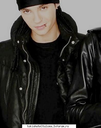Tom Kaulitz-New Look - uita-ti!cumnis meu! ce frumusete - Tom