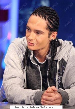 era intr-o emisiune in hormiguero chinuia sa vb spaniola :nebun:  :nebun:  :nebun:  :nebun: 

e atat
