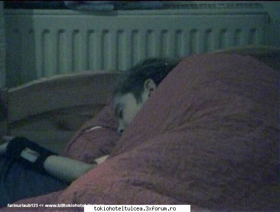 Tom Kaulitz - ce nash da sa stau langa el......ash trage un pui - Tom