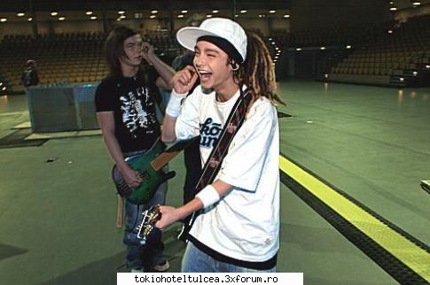 Tom Kaulitz - haidetzi fetele mai zicetzi cv:(:(:(:(:(:(..m`am - Tom