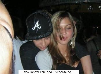 Tom Kaulitz - deci nush cum o putut tom s se uita la asta ii - Tom
