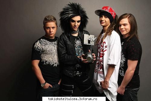 ce credeti k fache bill in momentul astha?:> - ce face ingerashu meu aq? krek doarme sau se - Bill