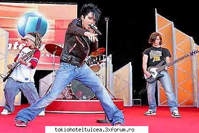 ce gusturi in materie de fete are bill.... - nu-i chiar asa mumoasa - Bill