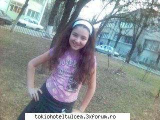 membrii fan-clubului - sal....:D sunt noua pe aici :D sunt din bucurejti - Fan-club