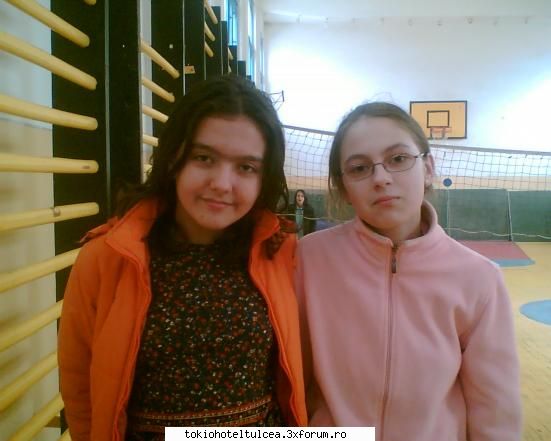 membrii fan-clubului - yo shi estre in sala de sport - Fan-club