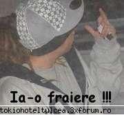 poze " compromitzatoare " cu TOM :*:*:* - toate fetele se`aduna la tom :> .. } s vedetzi o - Tom