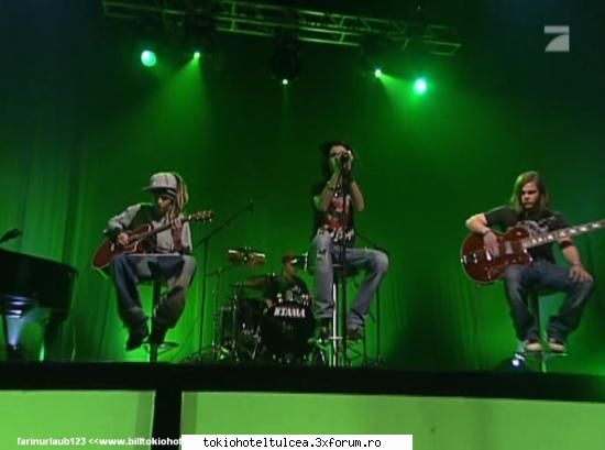 poze dl filmari...rette mich!!!!! - rette mich pe pro7...mey... deci...ori sunt doua - Tokio Hotel