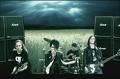through the monsu... - shi din nou cei 4 mushchetari shi cu tot cu ala - Tokio Hotel