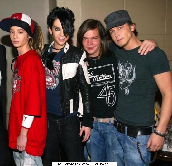 vin sau nu tokio hotel in romania?! - ce adormit e tom:)) - Tokio Hotel